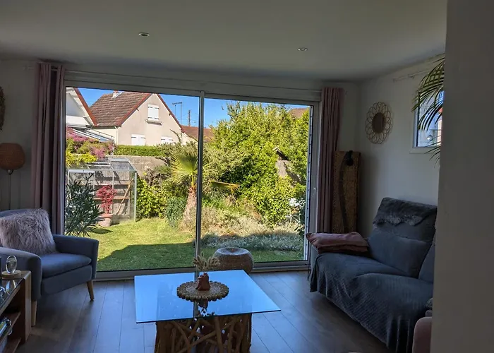 Maison De Pêcheur à 150 M De La Avec Jacuzzi Ouistreham